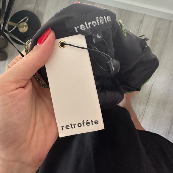 Retrofete Doss Gown - Picture 5 of 7